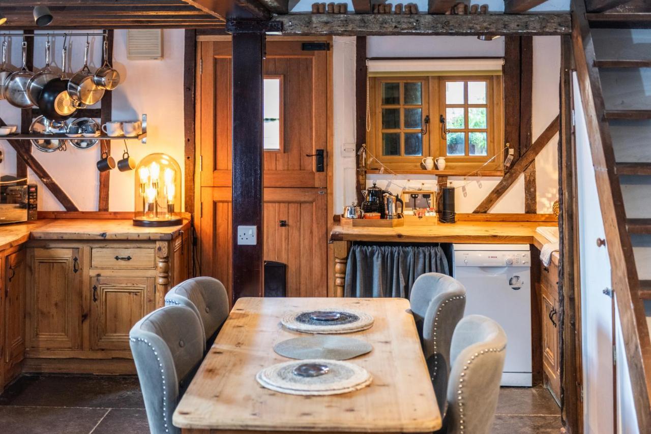 Beautiful Village Cottage, Woburn Exterior photo
